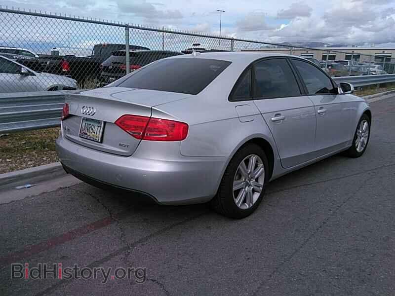 2011 Audi A4 - VIN: WAUAFAFL2BN028153 - Фото 2