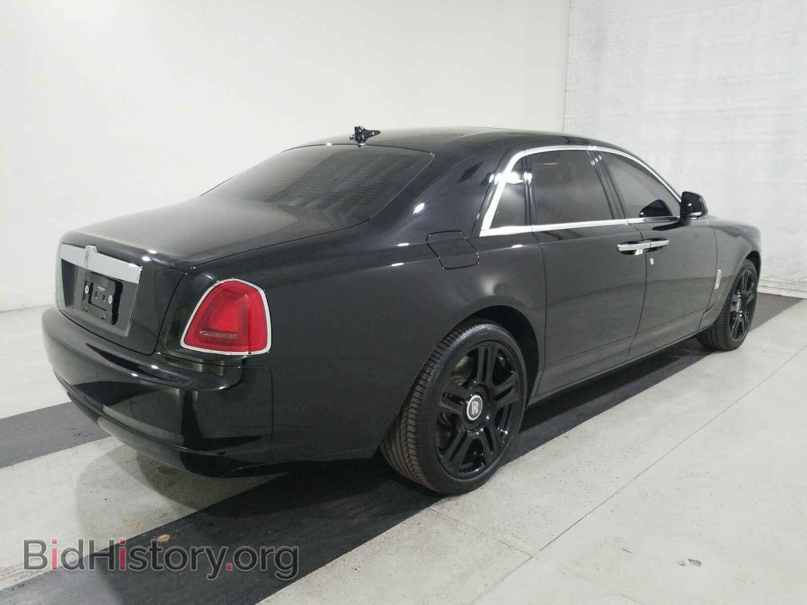 2017 Rolls-Royce Ghost - VIN: SCA664S59HUX54079 - Фото 4