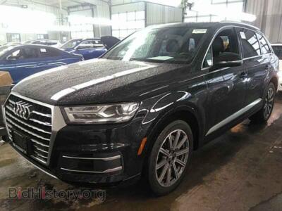 2018 Audi Q7 3.0 TFSI Premium Plus — VIN WA1LAAF71JD028124