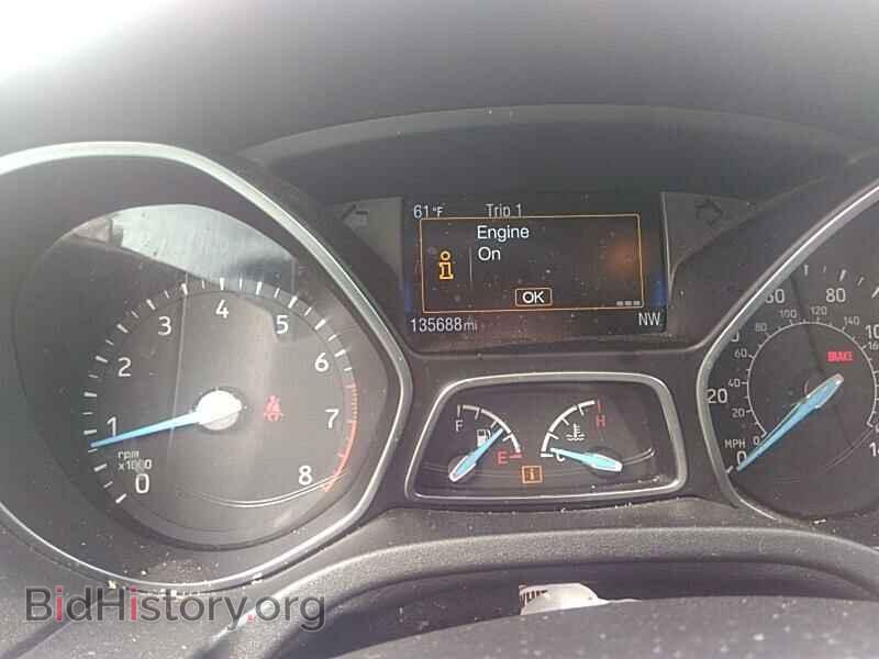 2016 Ford Focus - VIN: 1FADP3K2XGL393100 - Photo 5