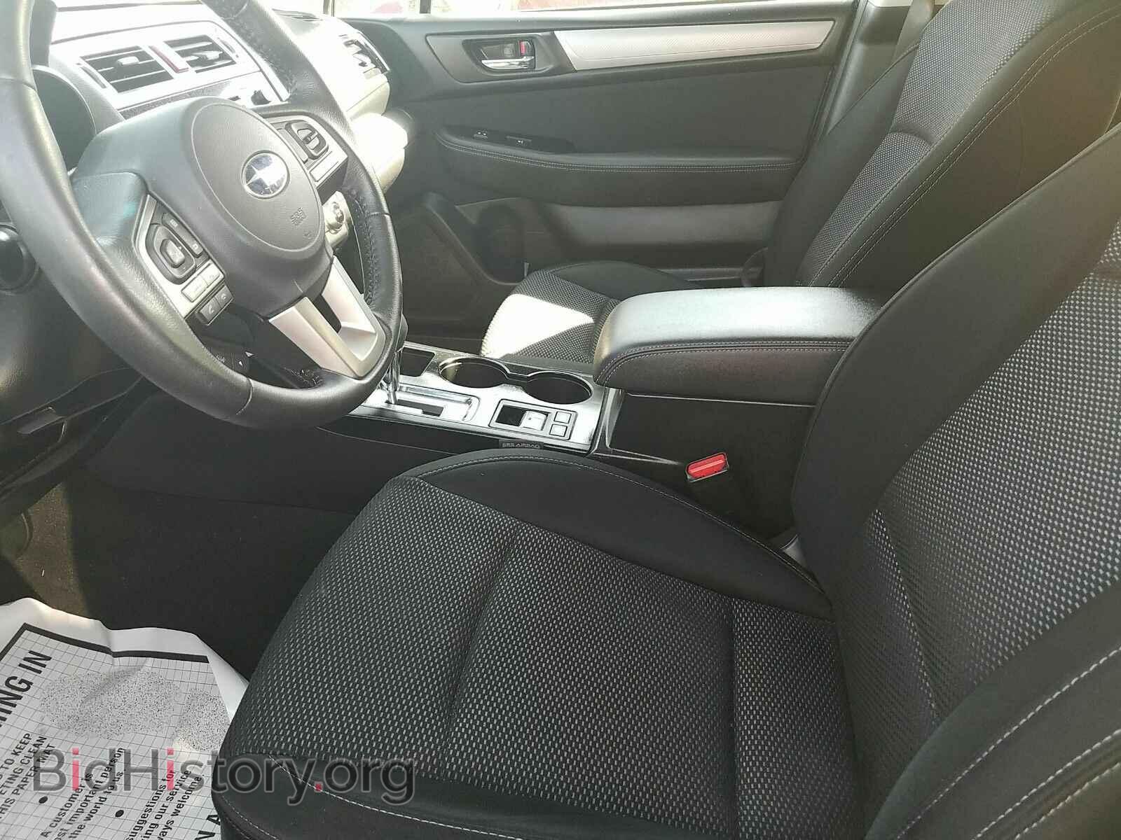 2017 Subaru Outback - VIN: 4S4BSACC2H3368703 - Фото 3