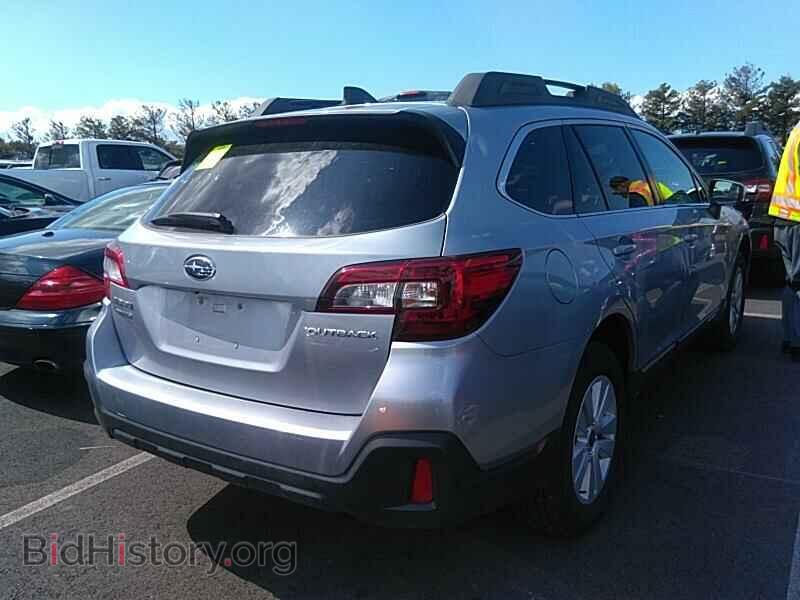 2019 Subaru Outback - VIN: 4S4BSAFC9K3376543 - Фото 2