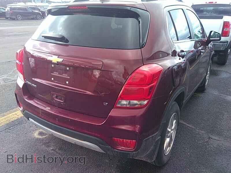 2017 Chevrolet Trax - VIN: 3GNCJPSB3HL216657 - Фото 2