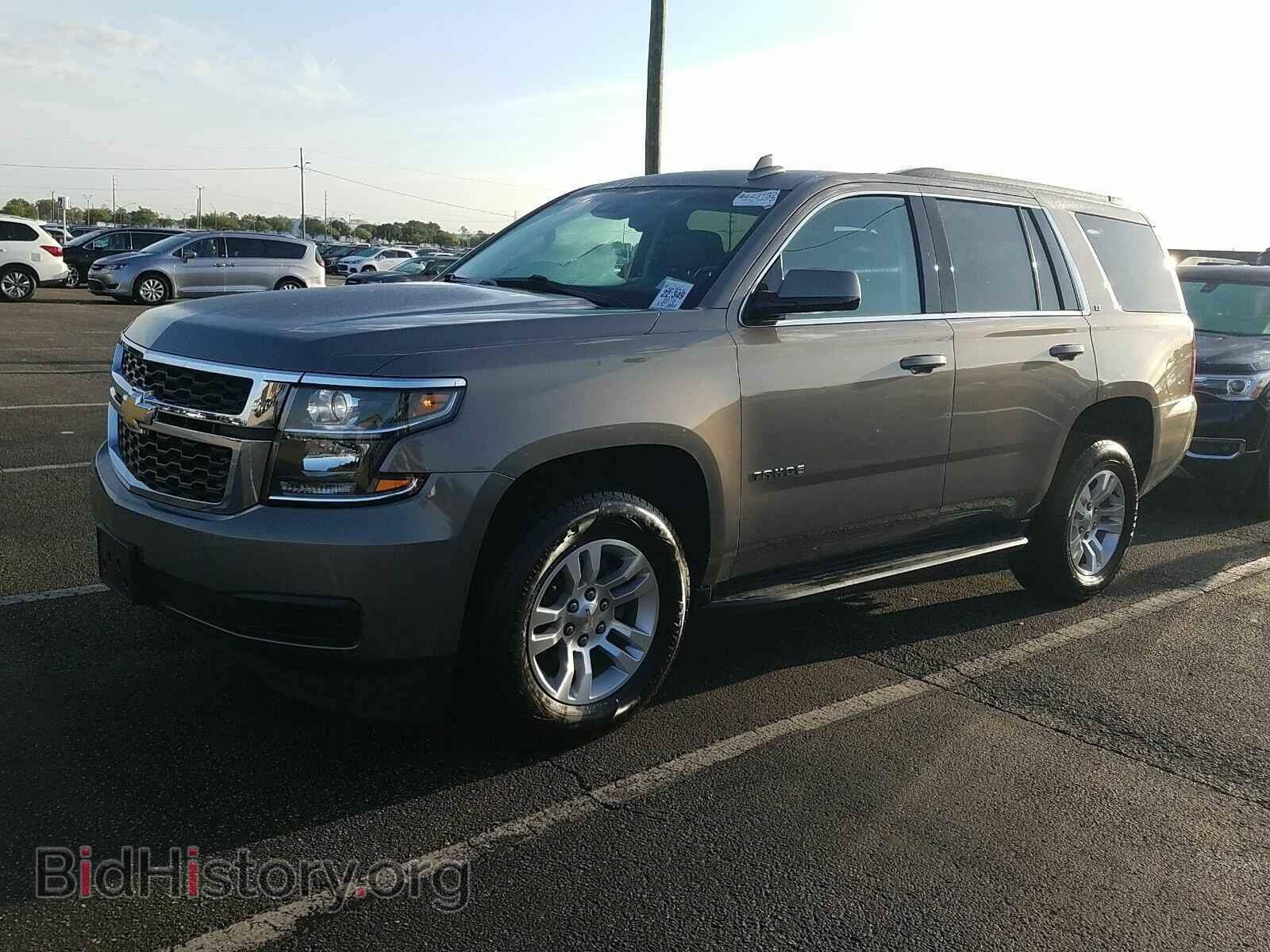 Photo 1GNSKBKC2JR391677 - Chevrolet Tahoe 2018