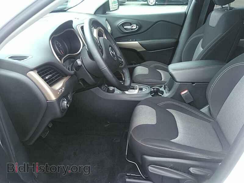 2018 Jeep Cherokee - VIN: 1C4PJMCB2JD506794 - Фото 3