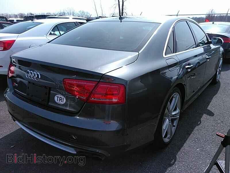 2013 Audi S8 - VIN: WAUD2AFD8DN032003 - Photo 2