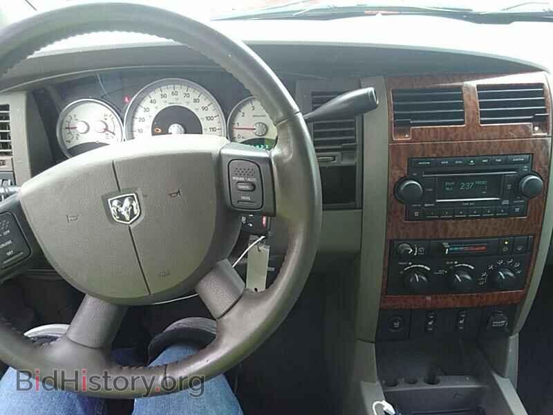 2007 Dodge Durango - VIN: 1D8HD48267F500628 - Фото 4