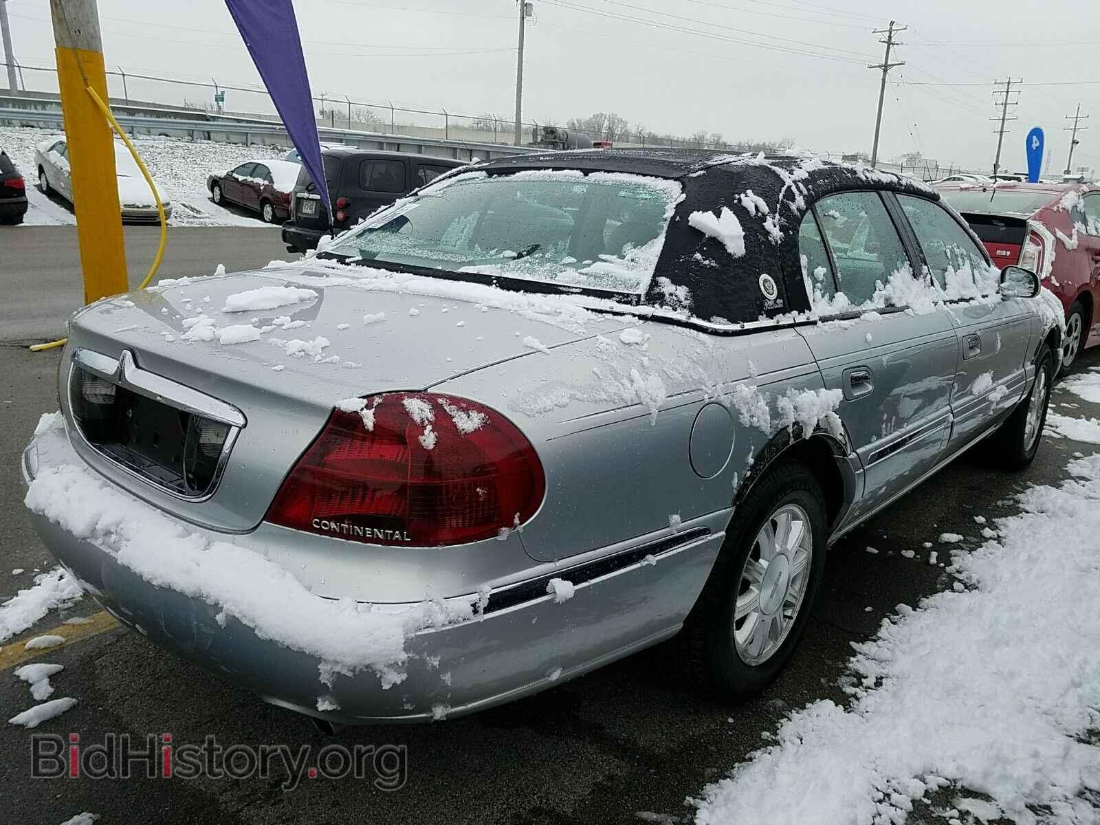 2000 Lincoln Continental - VIN: 1LNHM97V4YY881890 - Фото 2