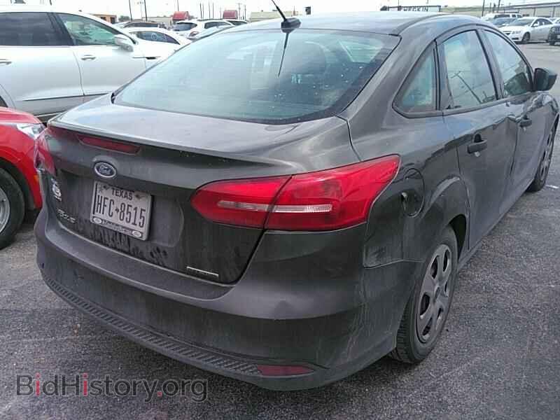 2016 Ford Focus - VIN: 1FADP3E2XGL288830 - Photo 2
