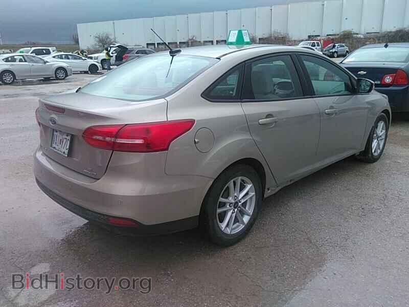 2015 Ford Focus - VIN: 1FADP3F2XFL306014 - Фото 2