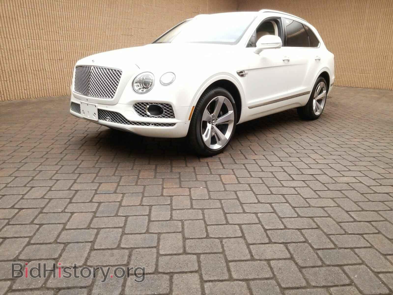Photo SJAAC2ZV7HC013085 - Bentley Bentayga 2017