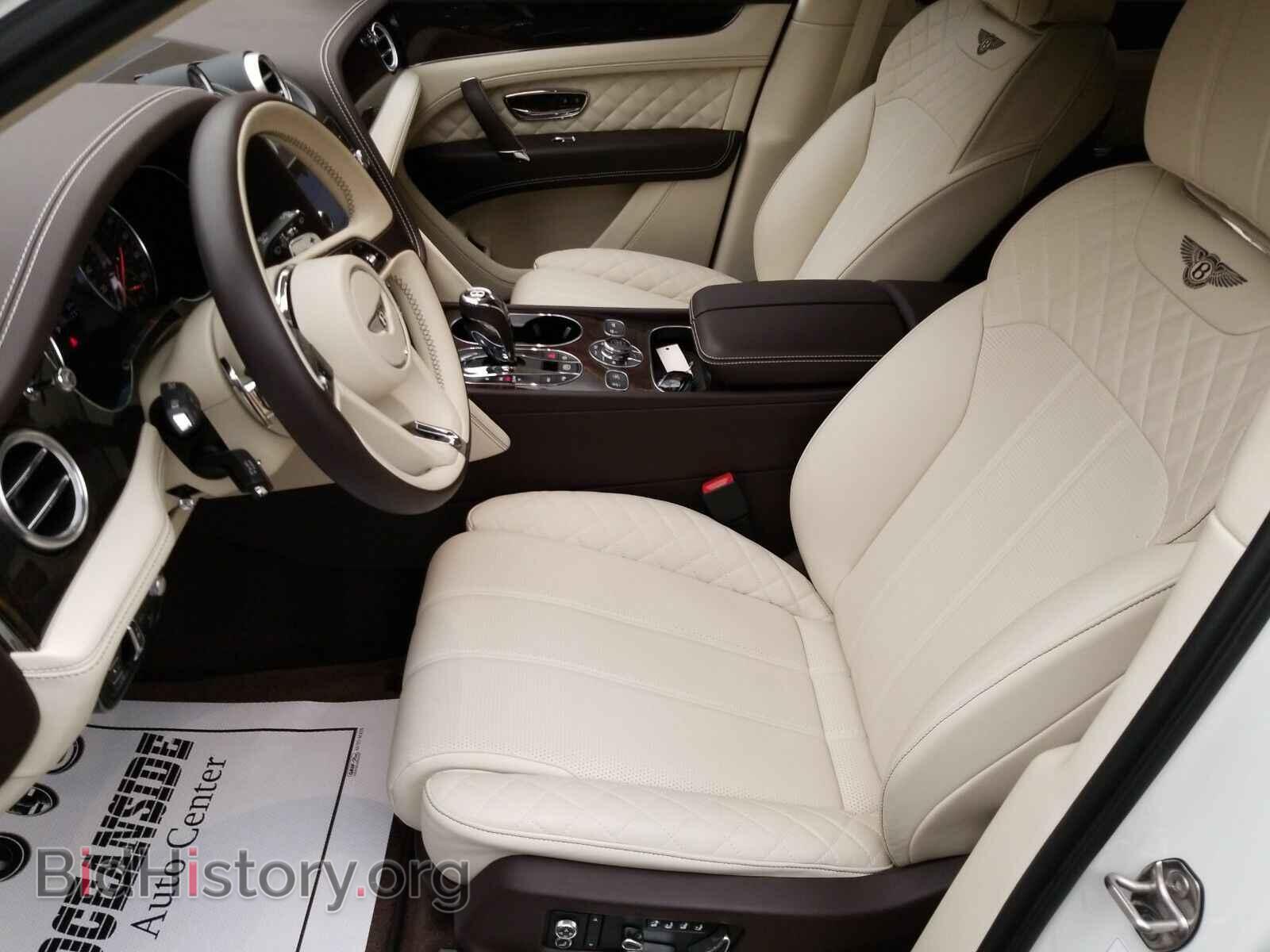 2017 Bentley Bentayga - VIN: SJAAC2ZV7HC013085 - Фото 7