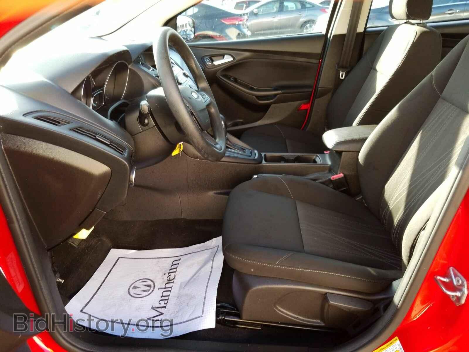2017 Ford Focus - VIN: 1FADP3F21HL321522 - Фото 3