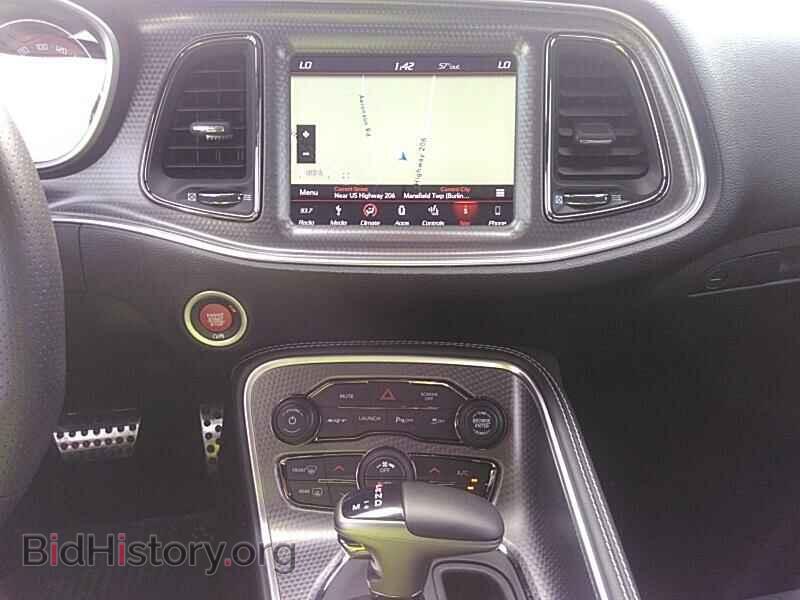 2018 Dodge Challenger - VIN: 2C3CDZC99JH223302 - Photo 4