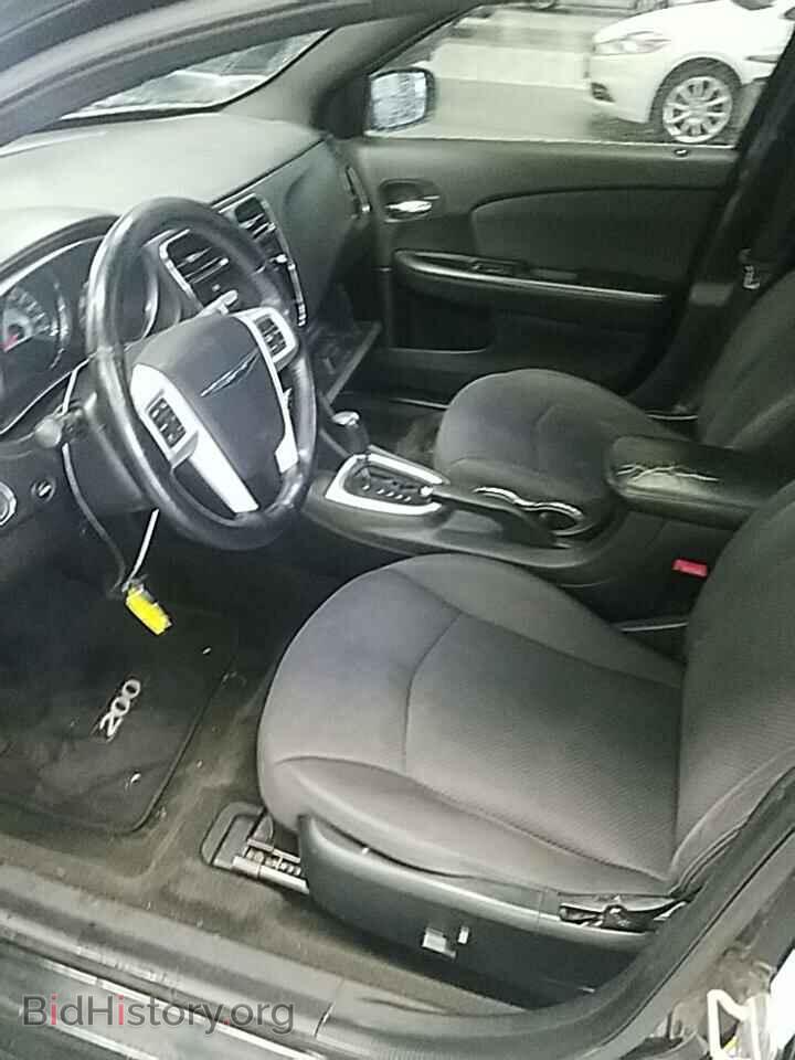 2012 Chrysler 200 - VIN: 1C3CCBBB3CN230268 - Фото 3