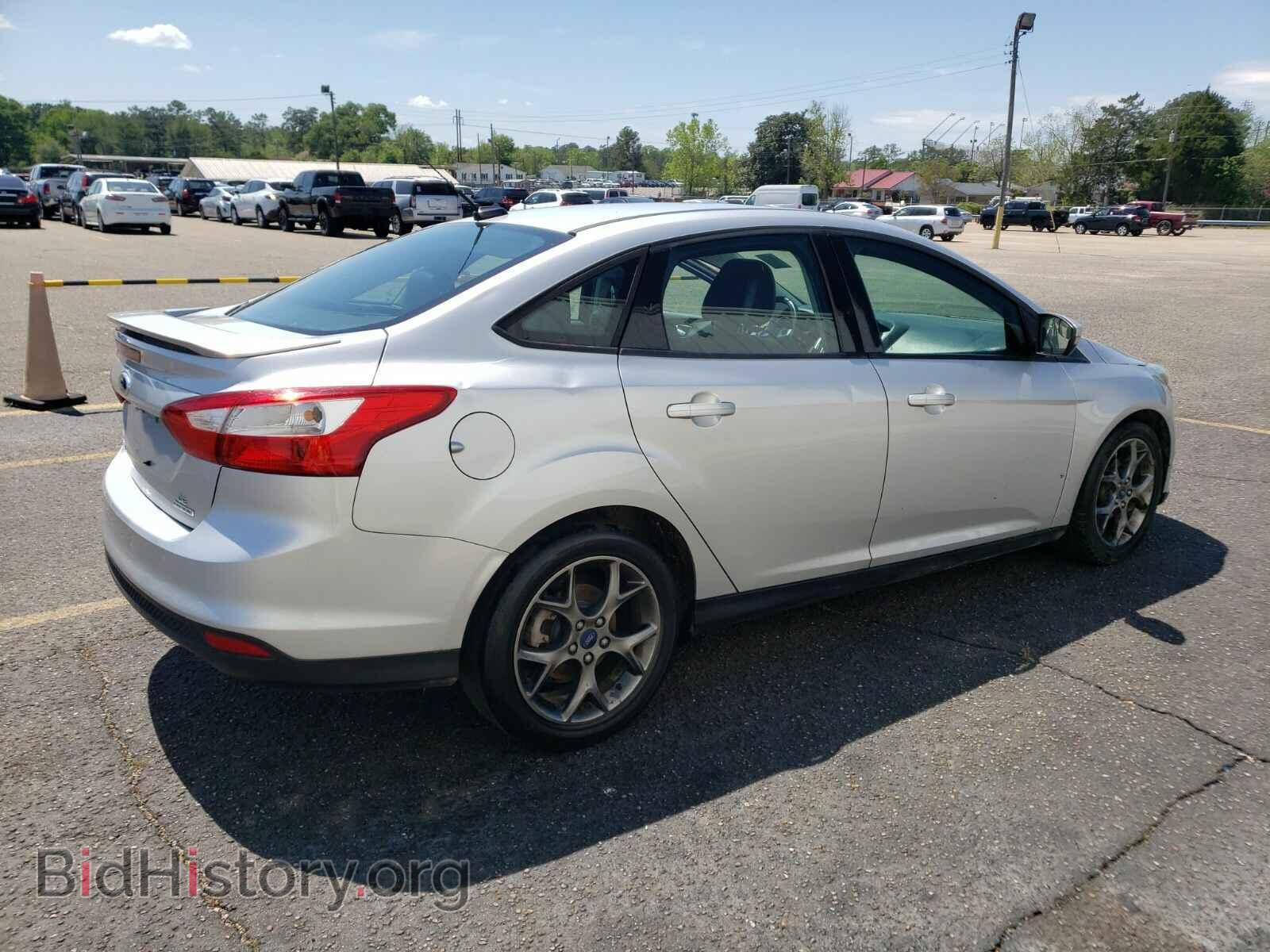 2013 Ford Focus - VIN: 1FADP3F2XDL342976 - Photo 2