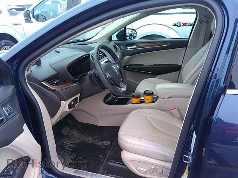 2017 Lincoln MKC - VIN: 5LMCJ2D94HUL69410 - Фото 3