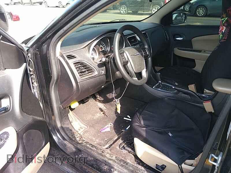 2014 Chrysler 200 - VIN: 1C3CCBAG8EN171704 - Фото 3