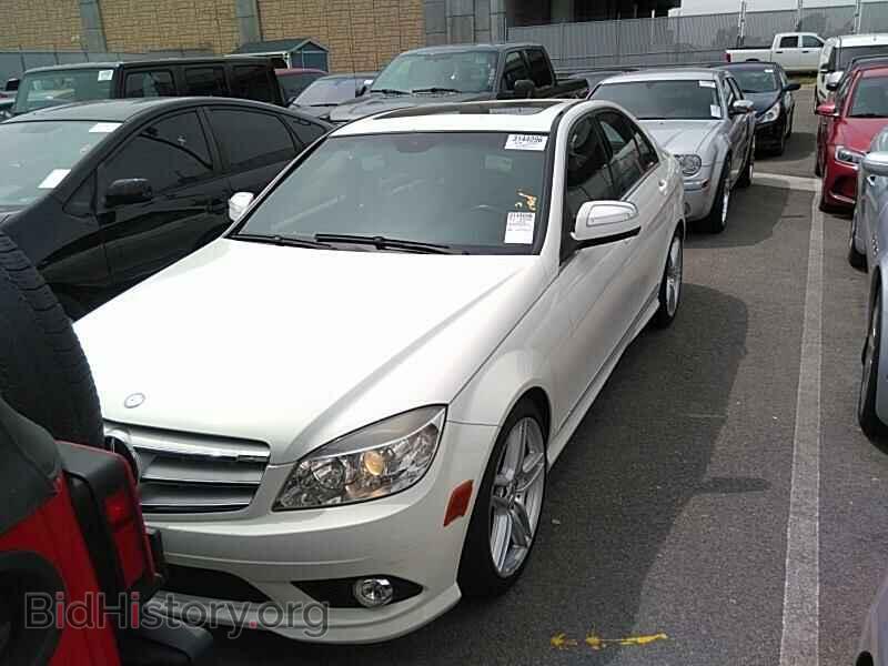 Photo WDDGF54X59F224253 - Mercedes-Benz C-Class 2009