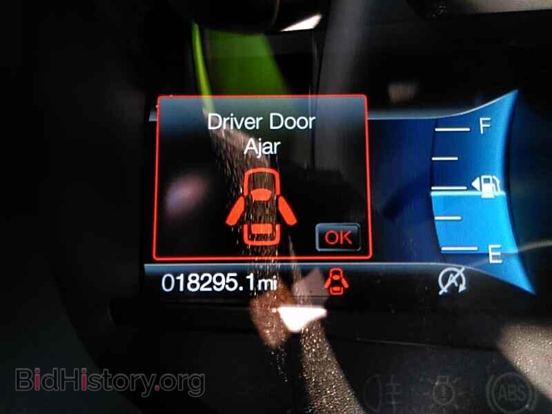 2019 Ford Edge - VIN: 2FMPK3K96KBB00249 - Photo 5