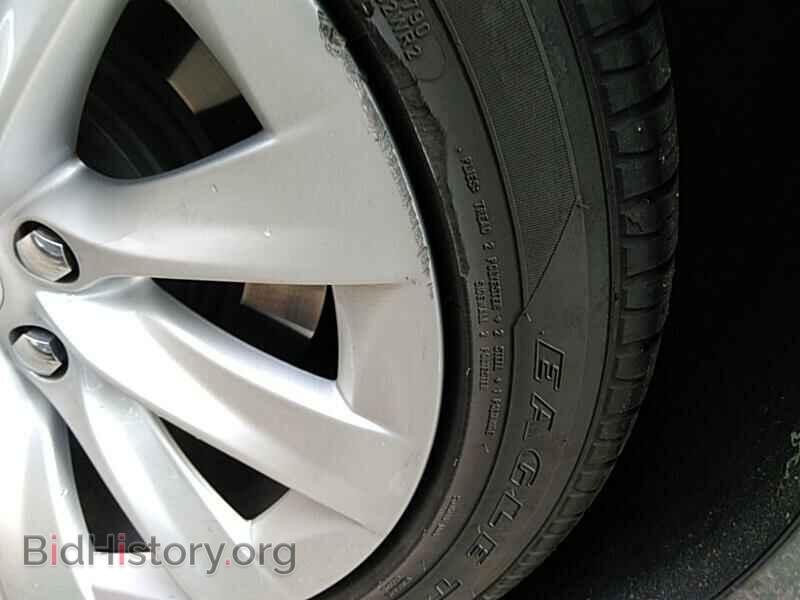2017 Tesla Model S - VIN: 5YJSA1E15HF185821 - Photo 8