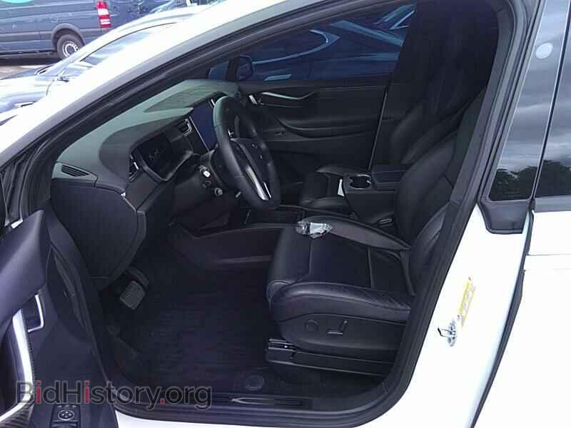 2017 Tesla Model X - VIN: 5YJXCBE26HF054959 - Photo 3