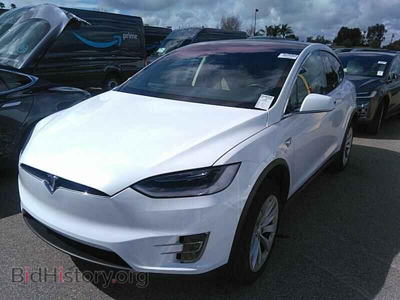 Photo 5YJXCBE25HF041555 - Tesla Model X 2017