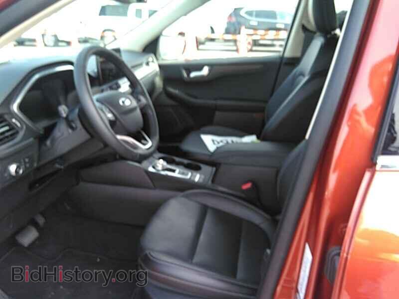 2020 Ford Escape - VIN: 1FMCU9J97LUA58764 - Photo 3