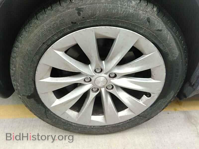 2016 Tesla Model X - VIN: 5YJXCBE21GF010902 - Фото 10