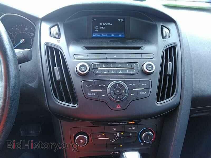 2016 Ford Focus - VIN: 1FADP3F21GL362263 - Фото 4