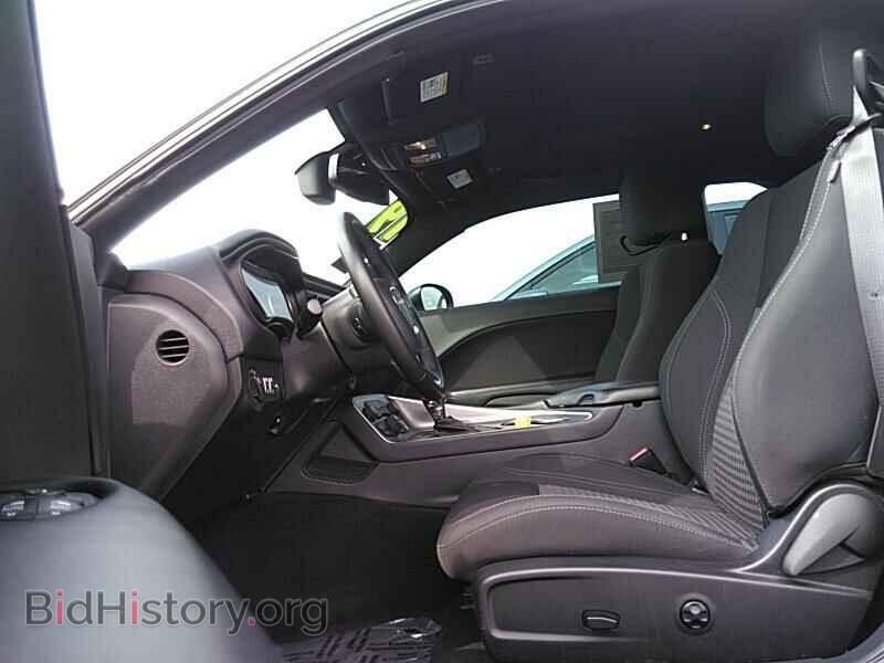 2019 Dodge Challenger - VIN: 2C3CDZAG8KH583731 - Photo 3