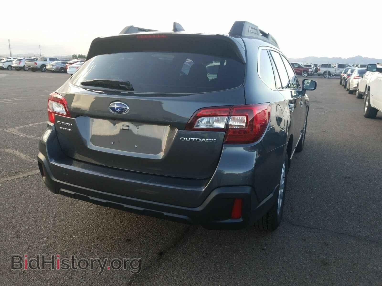 2019 Subaru Outback - VIN: 4S4BSAFC1K3376536 - Фото 2