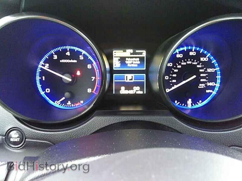 2017 Subaru Outback - VIN: 4S4BSADC5H3303049 - Фото 5