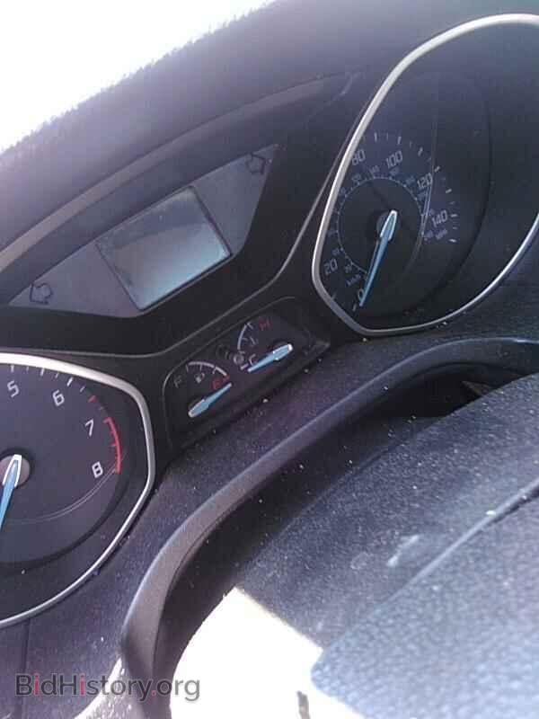 2013 Ford Focus - VIN: 1FADP3E24DL333725 - Photo 5