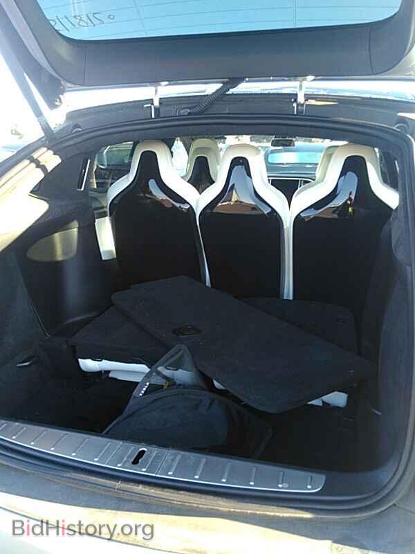 2016 Tesla Model X - VIN: 5YJXCAE23GF027761 - Фото 7