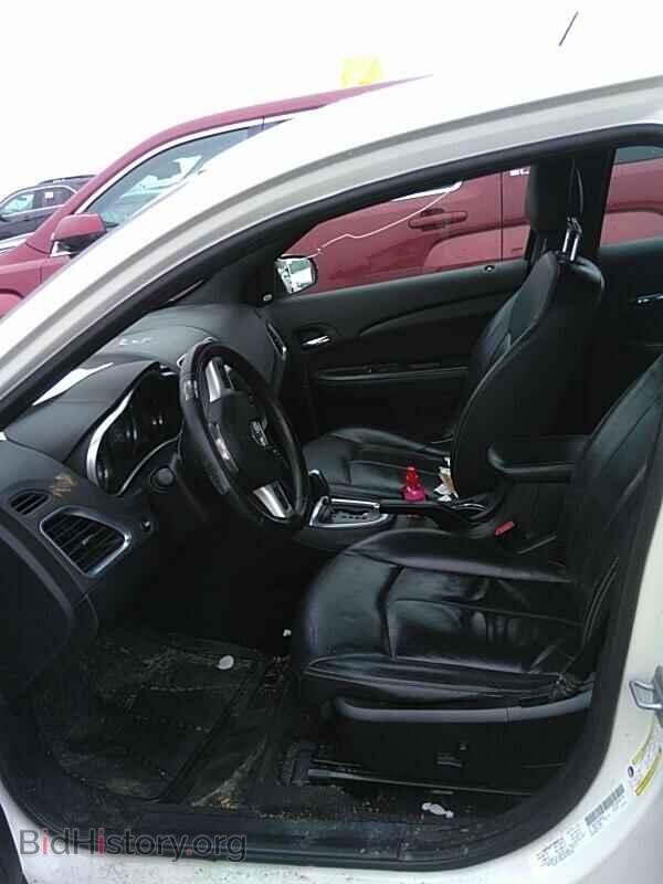 2011 Dodge Avenger - VIN: 1B3BD2FG8BN506759 - Фото 3