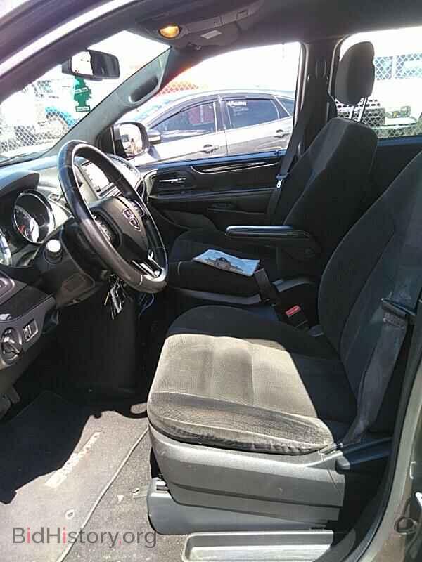 2017 Dodge Grand Caravan - VIN: 2C4RDGBG6HR619072 - Фото 3
