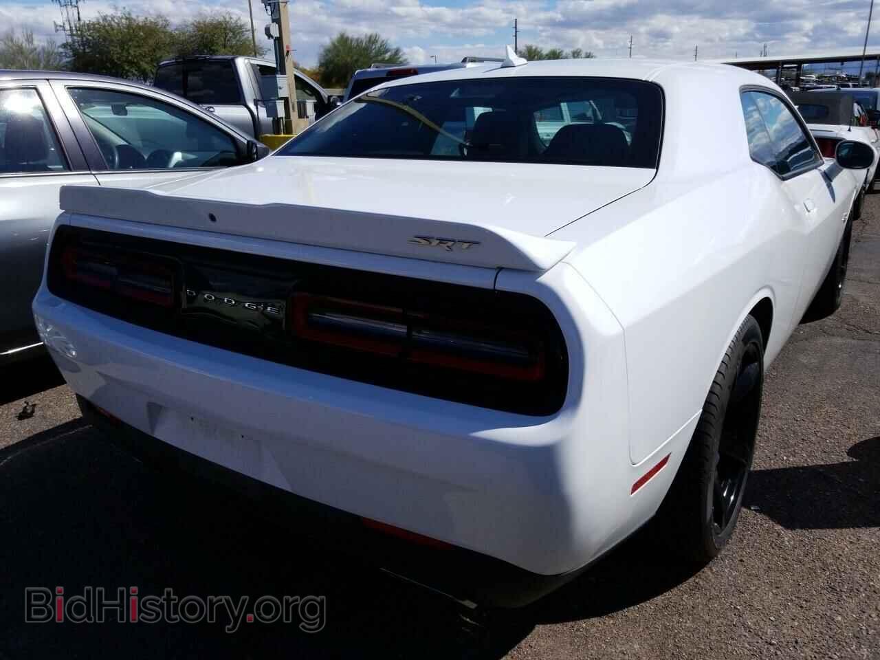 2018 Dodge Challenger - VIN: 2C3CDZDJ2JH245196 - Фото 2
