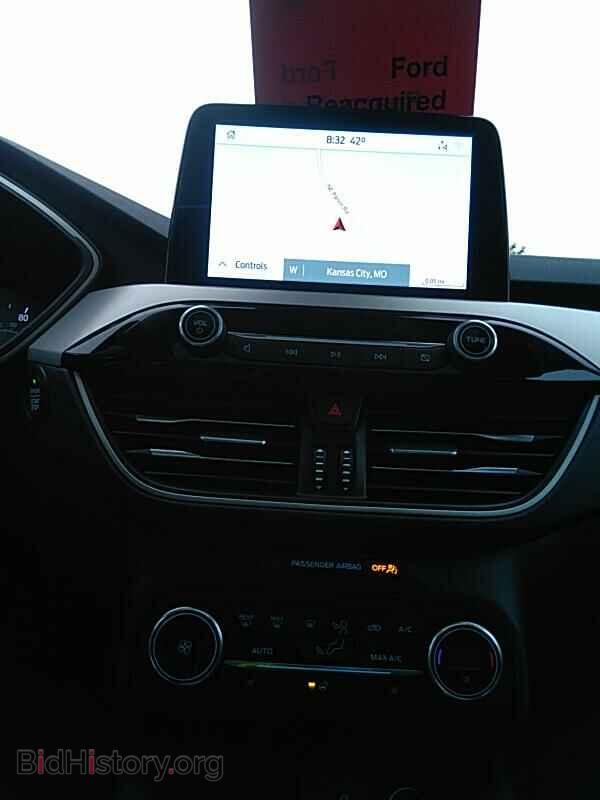 2020 Ford Escape - VIN: 1FMCU9H92LUA33101 - Photo 4