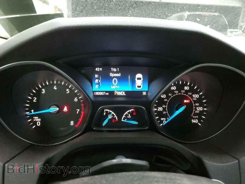 2015 Ford Focus - VIN: 1FADP3F21FL243045 - Photo 8