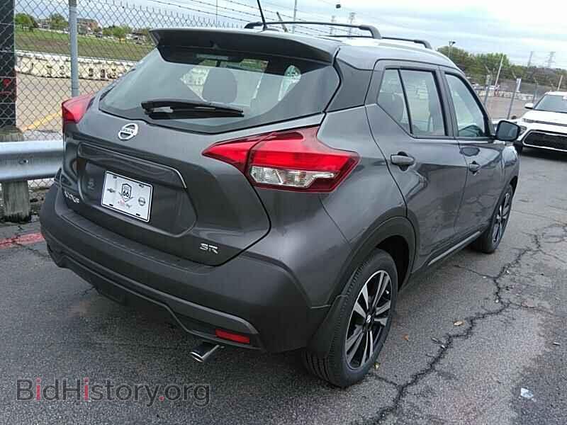 2019 Nissan Kicks - VIN: 3N1CP5CU3KL568224 - Фото 2