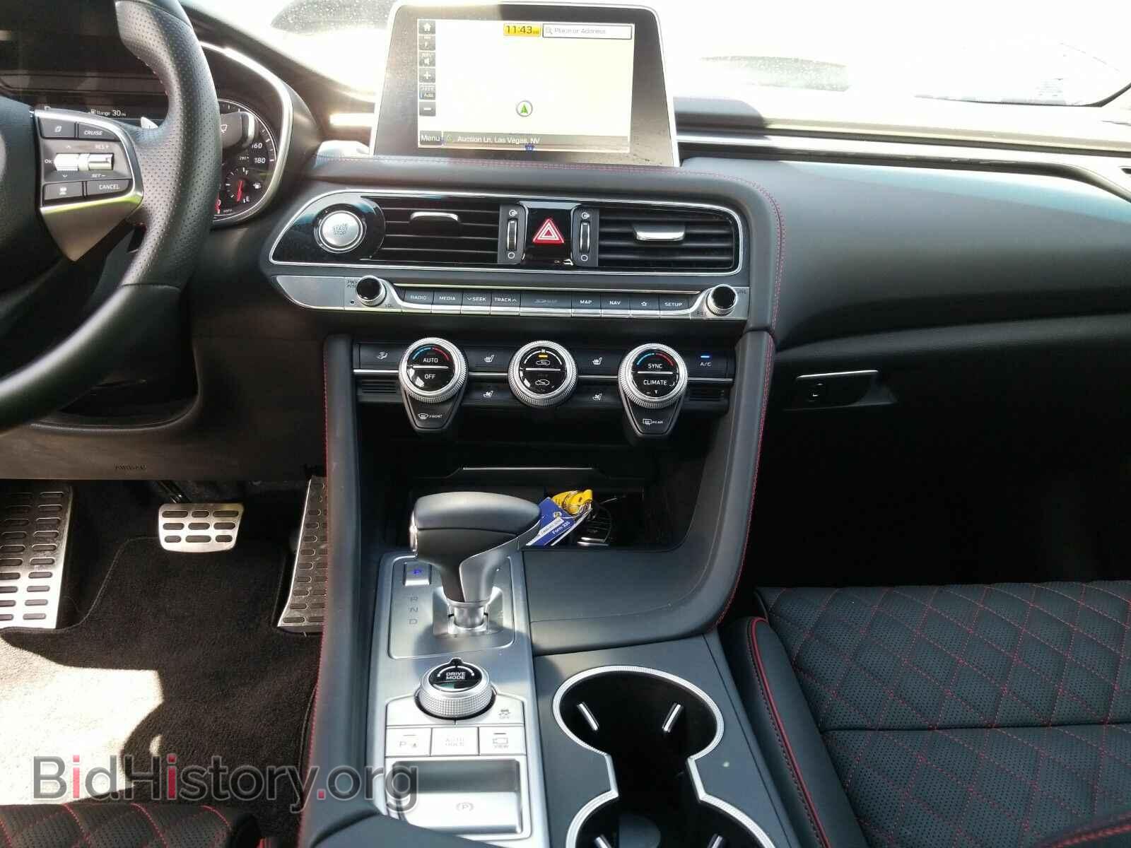 2019 Genesis G70 - VIN: KMTG34LE2KU017724 - Фото 4