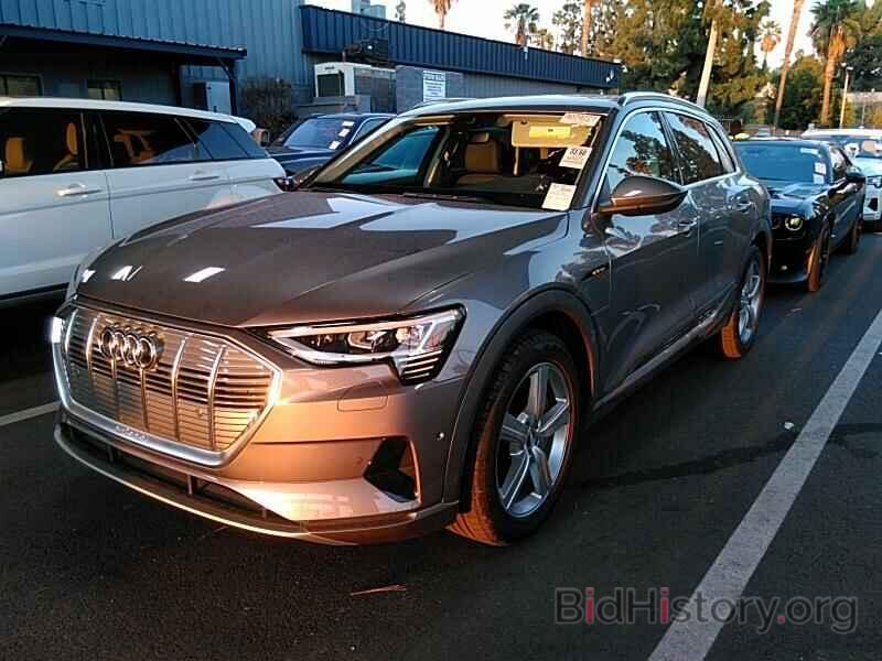 Фотография WA1LAAGE7KB011189 - Audi e-tron 2019