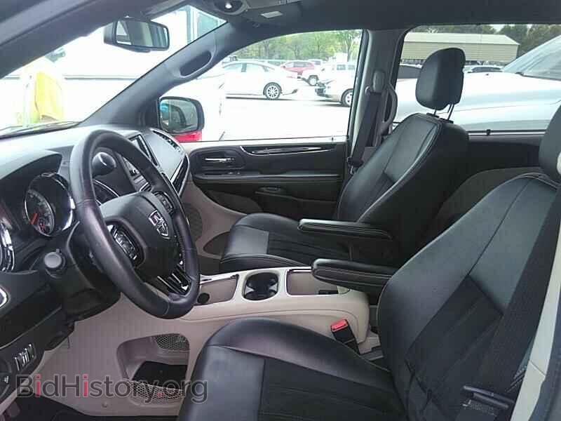 2017 Dodge Grand Caravan - VIN: 2C4RDGCG4HR786576 - Фото 3