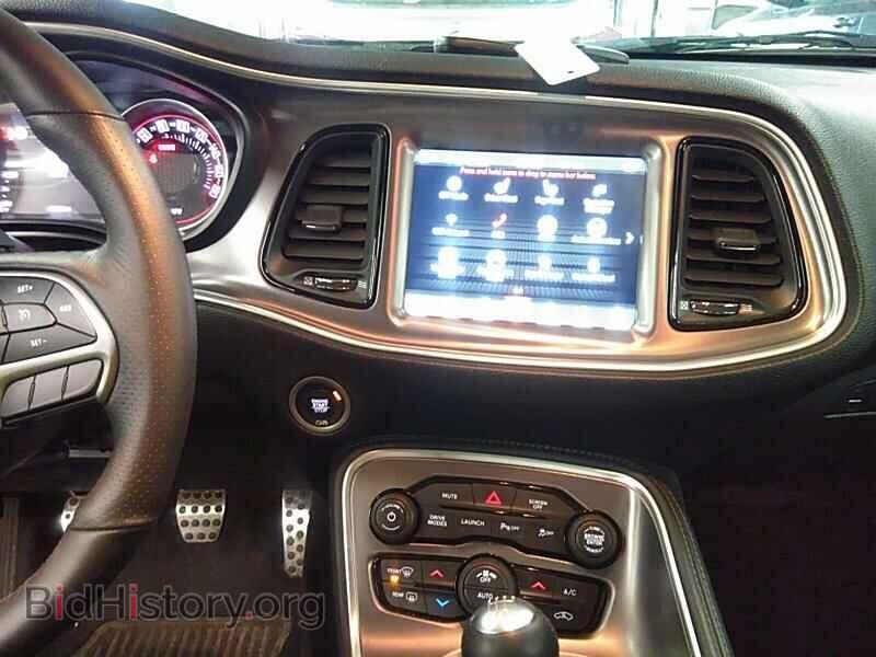 2019 Dodge Challenger - VIN: 2C3CDZFJ9KH570023 - Фото 4
