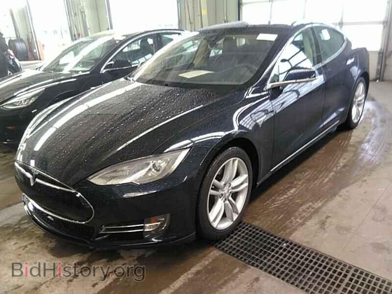 Фотография 5YJSA1H24FF090295 - Tesla Model S 2015