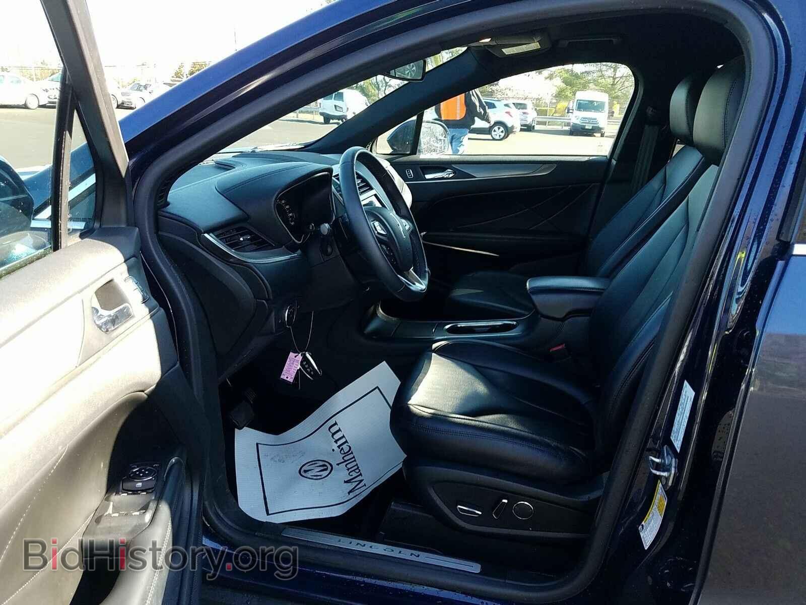 2017 Lincoln MKC - VIN: 5LMCJ1D99HUL51477 - Фото 3