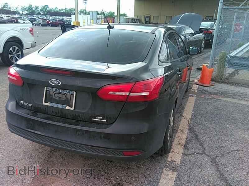 2015 Ford Focus - VIN: 1FADP3F22FL214928 - Photo 2