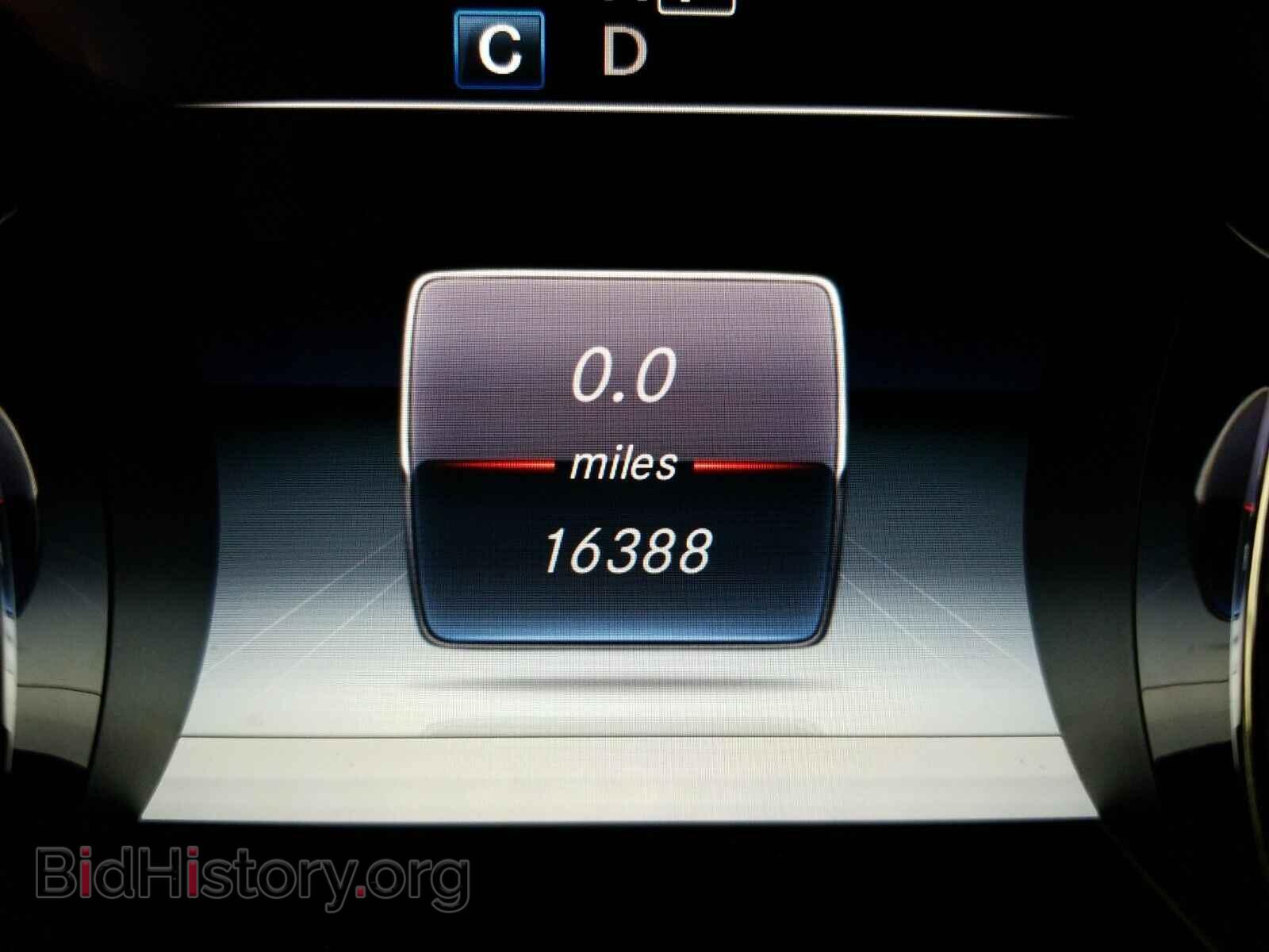 2017 Mercedes-Benz E-Class - VIN: WDDZF4KB3HA136517 - Фото 5