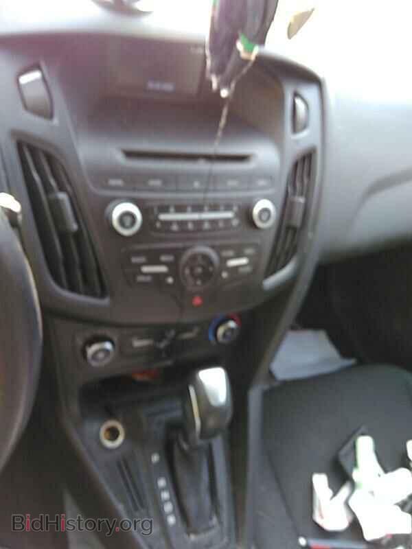 2015 Ford Focus - VIN: 1FADP3K24FL381832 - Фото 4
